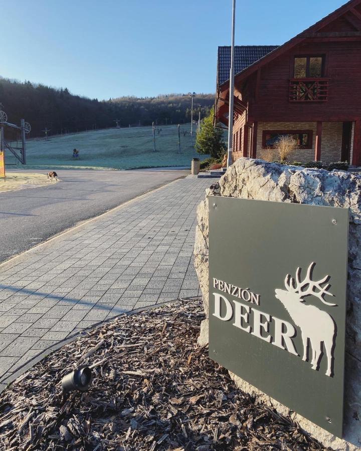 Penzion Deer วัลจา ภายนอก รูปภาพ